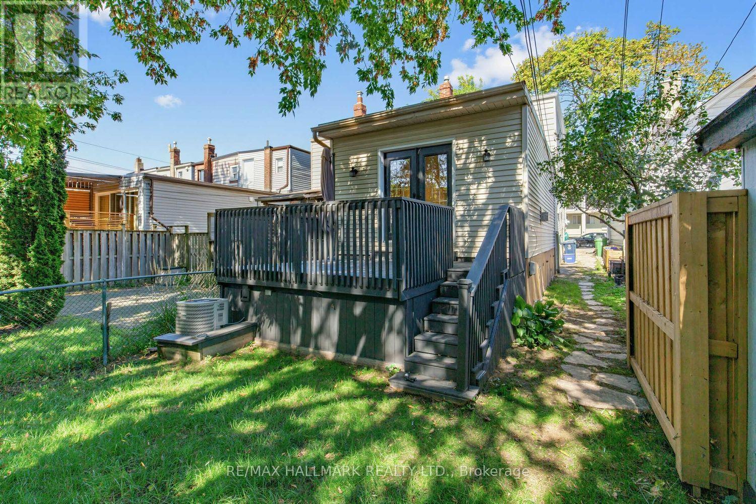 703 Mortimer Avenue, Toronto, ON