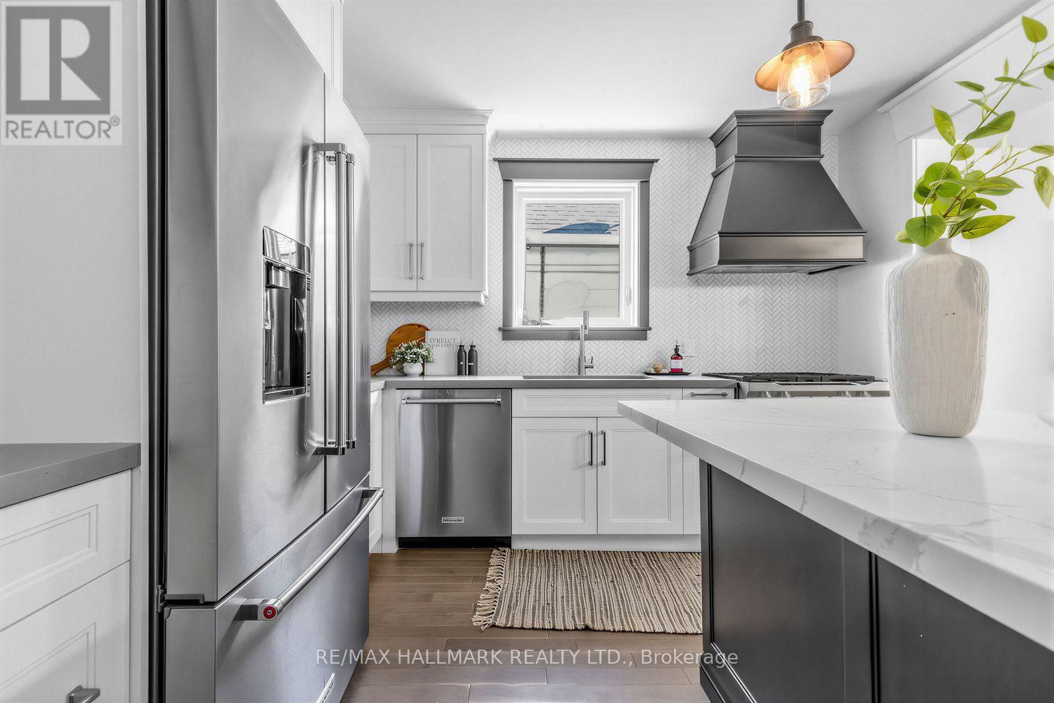 703 Mortimer Avenue, Toronto, ON
