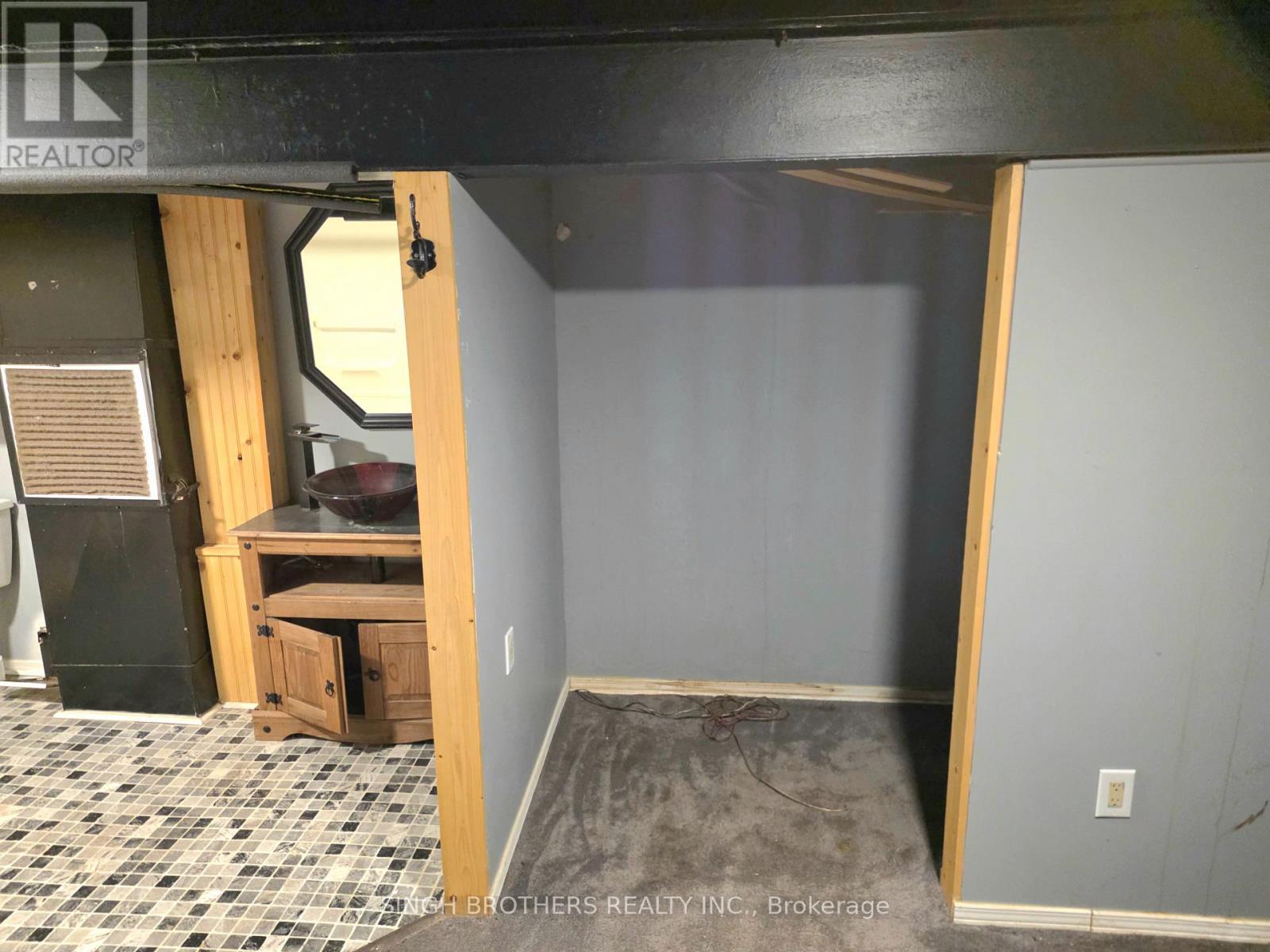 Closet in Studio Apartment - 149 Rice Road, Welland, ON