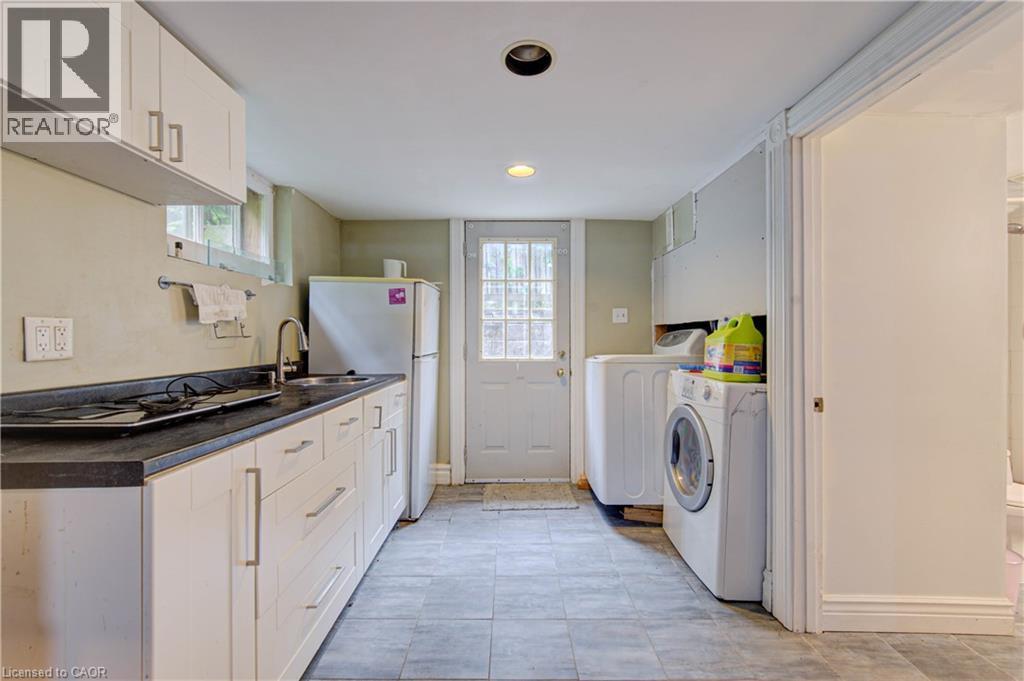 125 Haddon Avenue S, Hamilton, ON