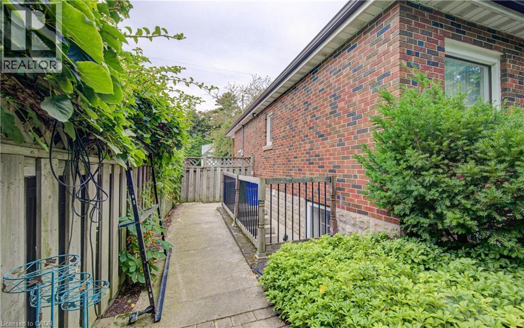 125 Haddon Avenue S, Hamilton, ON
