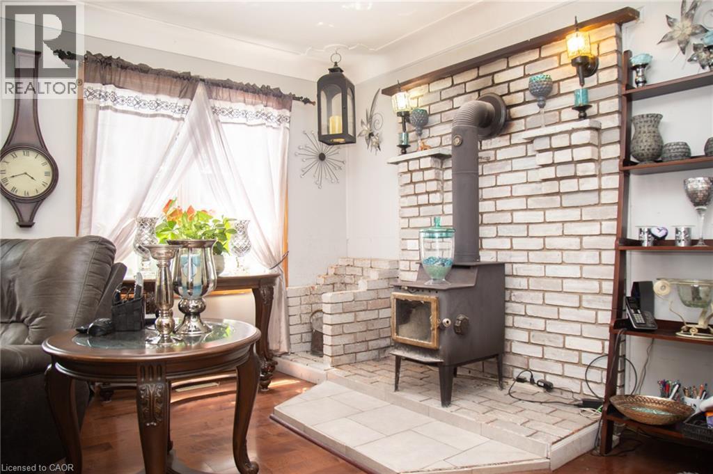 909 Windham Rd 13 Road, Simcoe, ON