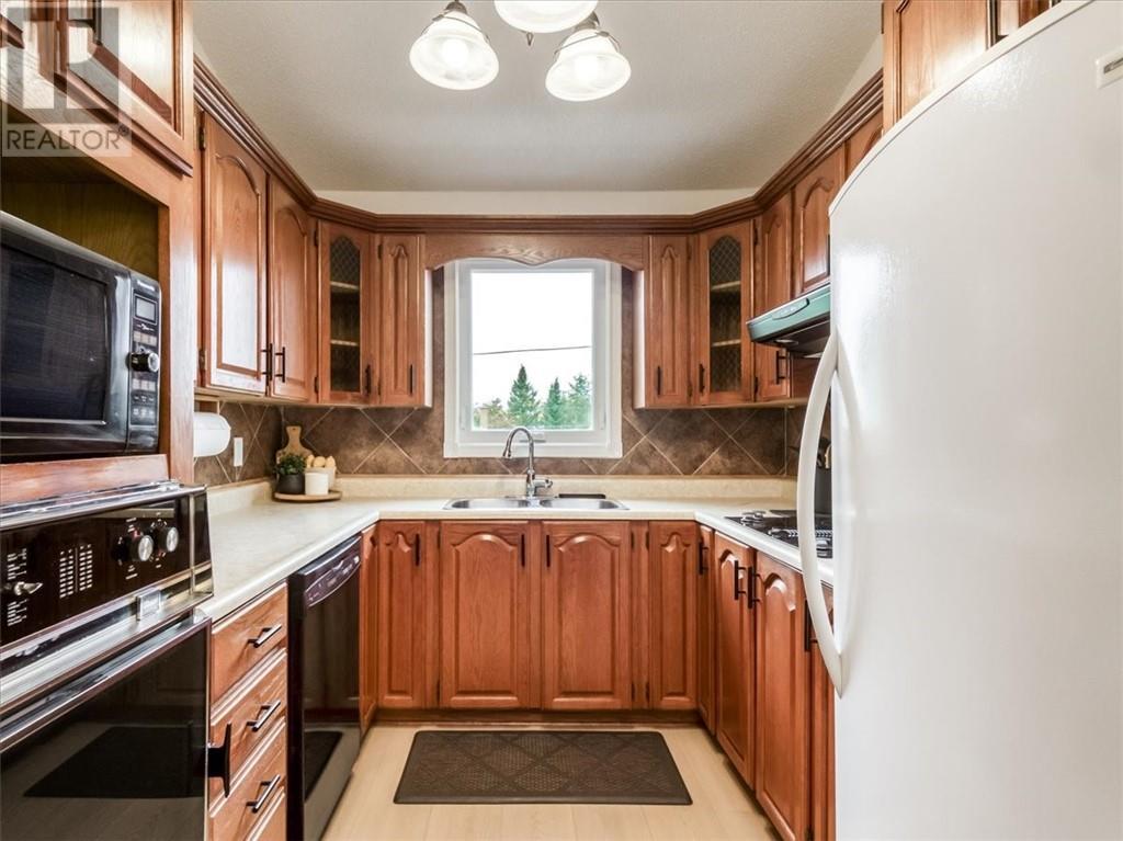 16 Demorest, Greater Sudbury, ON