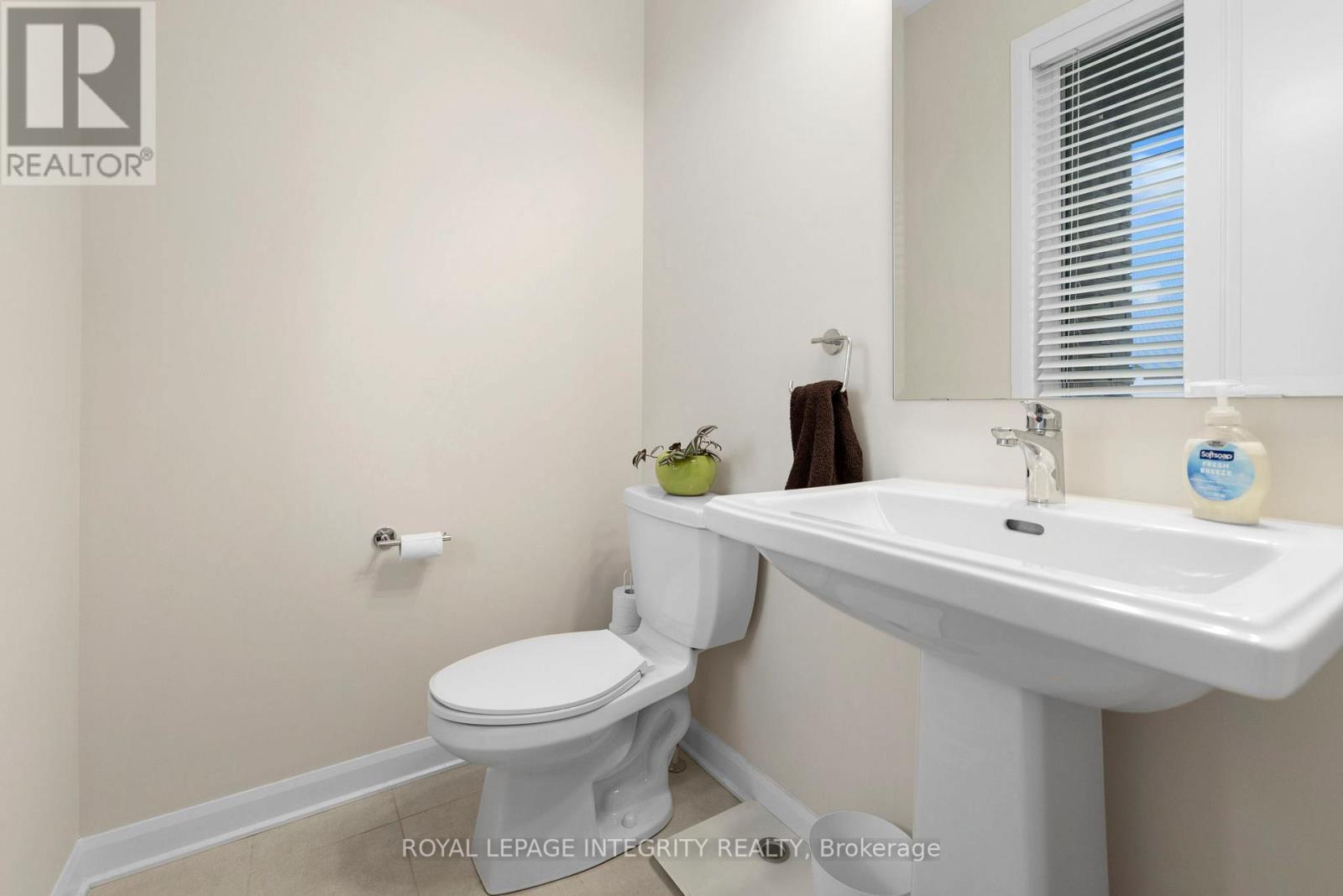 142 Shallow Pond Place E, Ottawa, ON