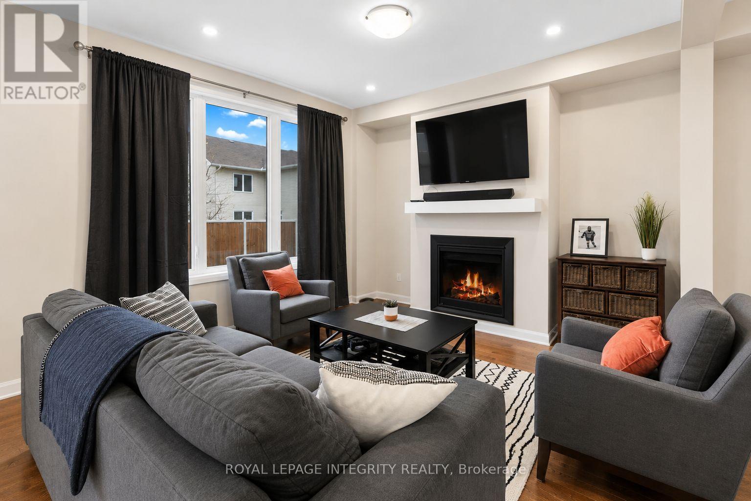142 Shallow Pond Place E, Ottawa, ON