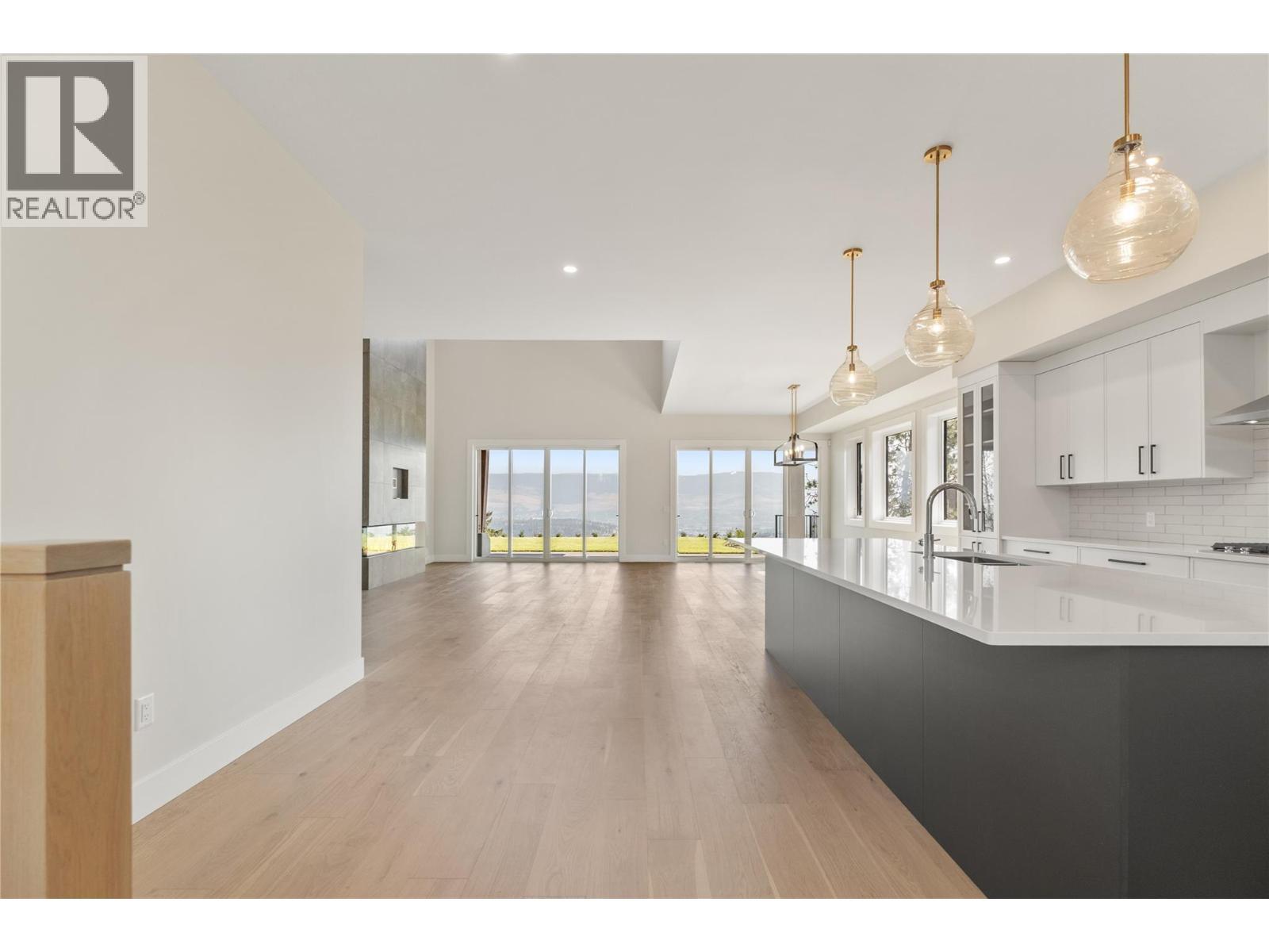 258 Summer Wood Drive, Kelowna, BC