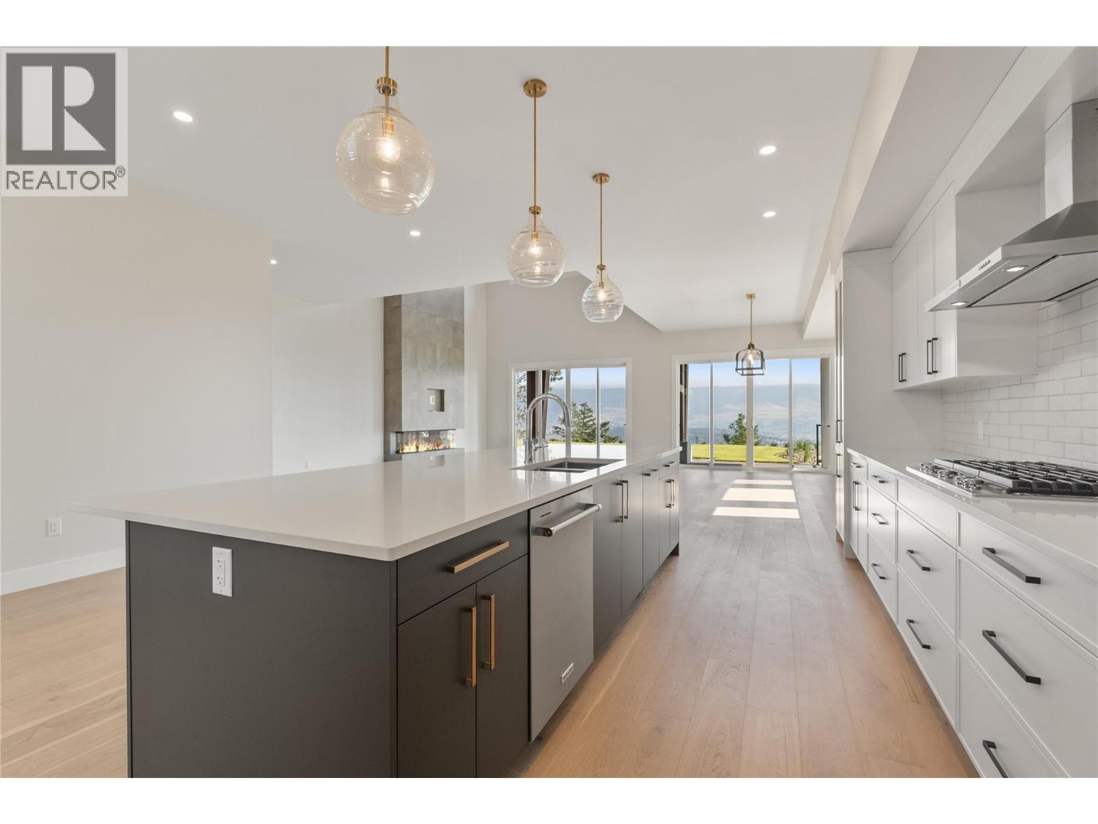 258 Summer Wood Drive, Kelowna, BC