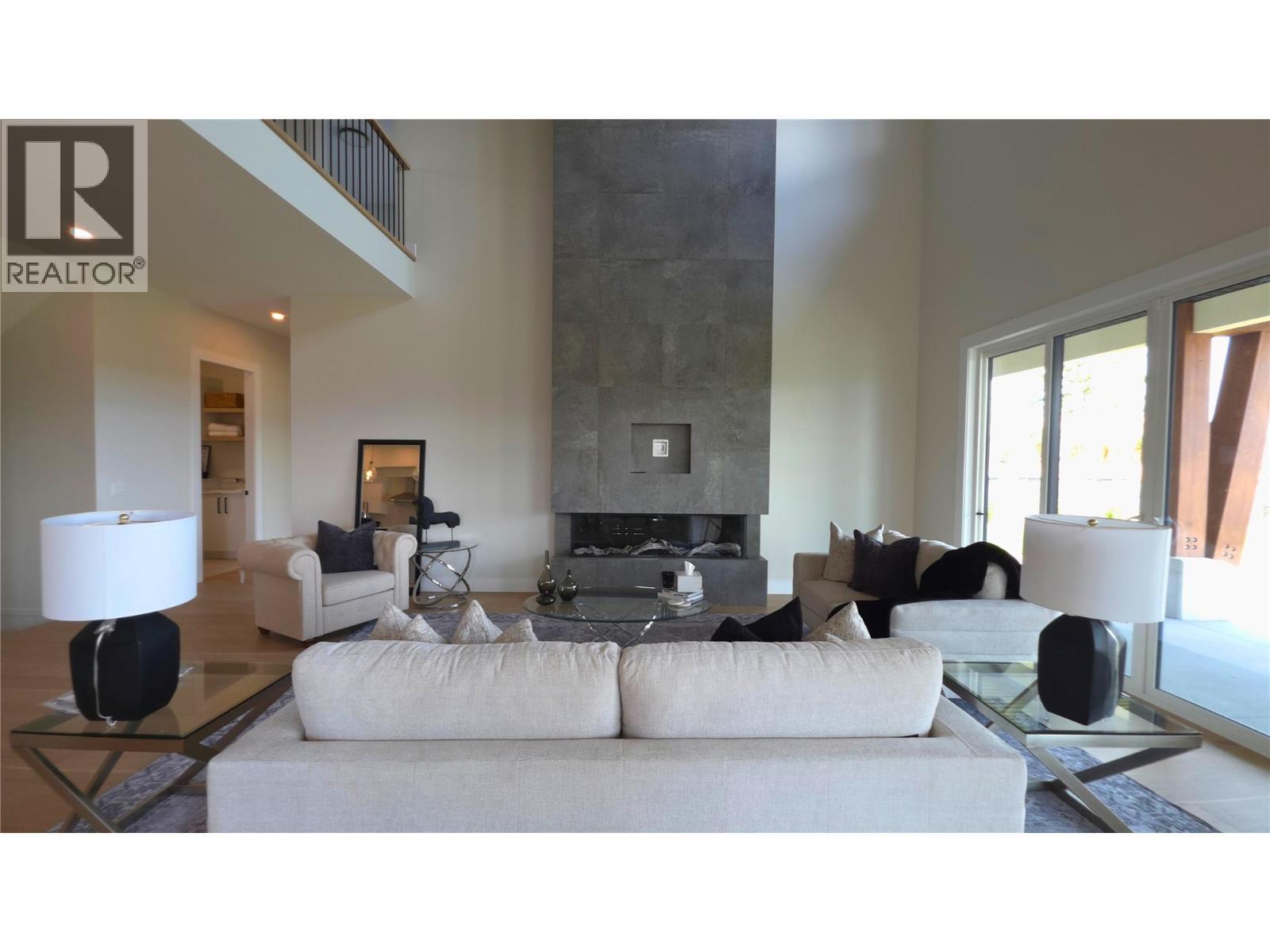 258 Summer Wood Drive, Kelowna, BC