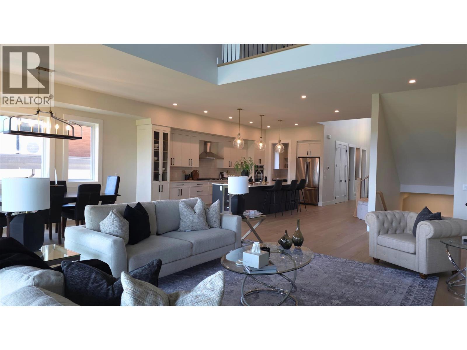 258 Summer Wood Drive, Kelowna, BC