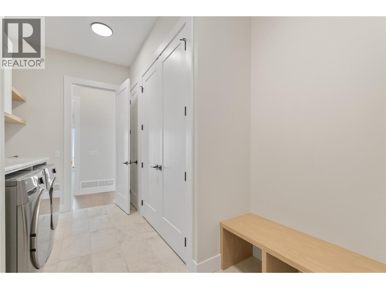 258 Summer Wood Drive, Kelowna, BC