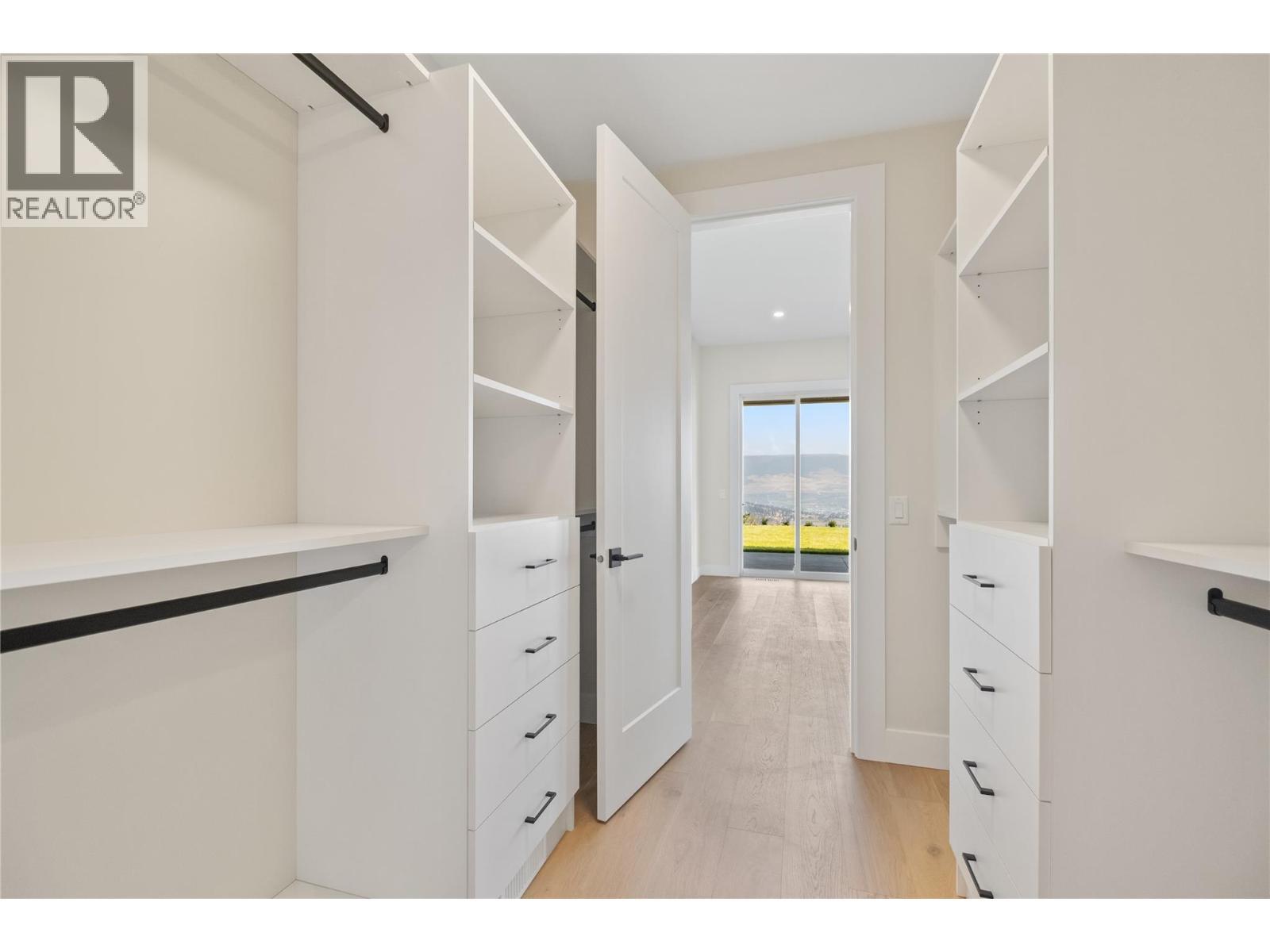 258 Summer Wood Drive, Kelowna, BC