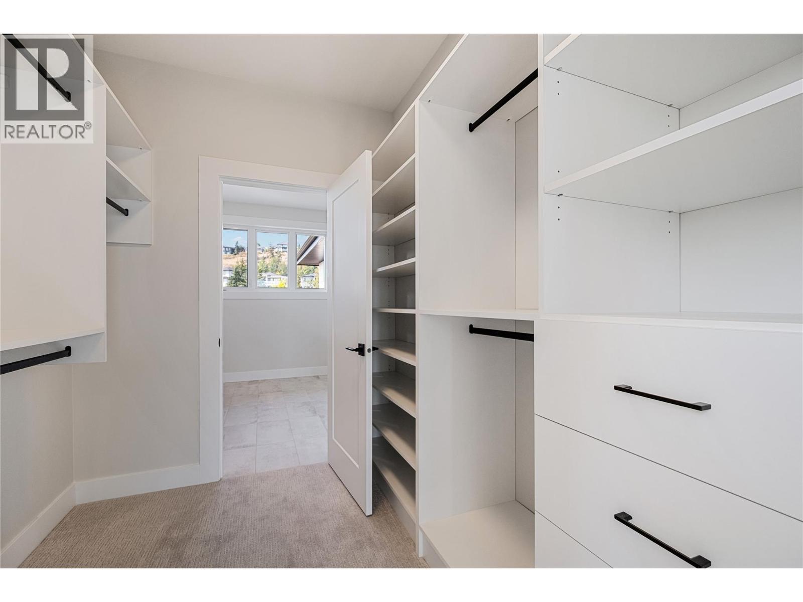 258 Summer Wood Drive, Kelowna, BC