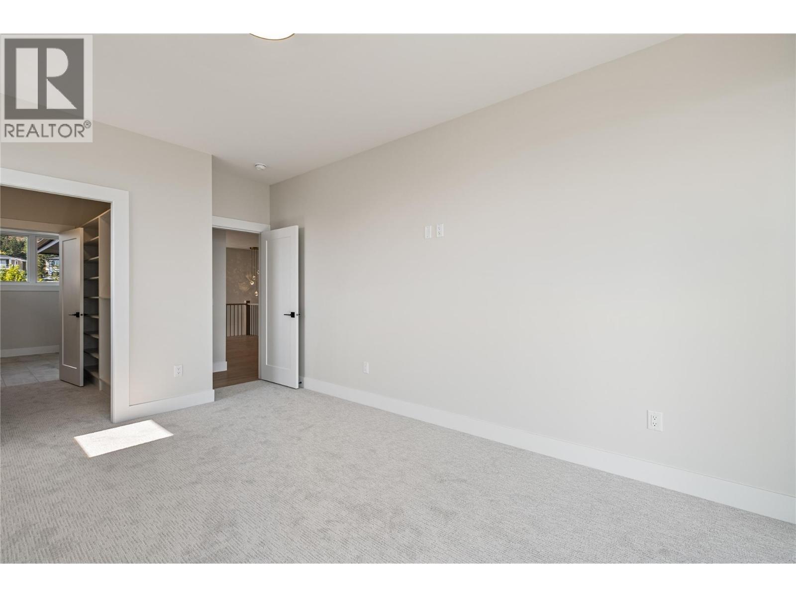 258 Summer Wood Drive, Kelowna, BC