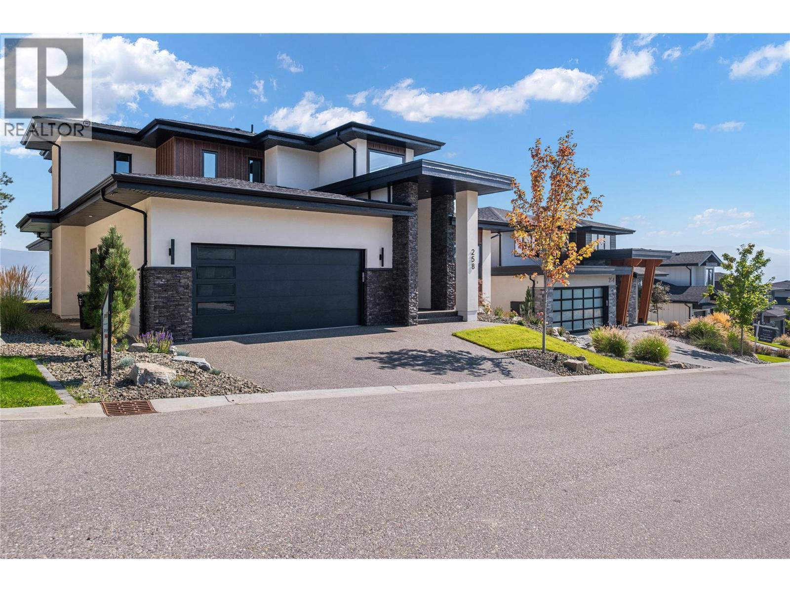 258 Summer Wood Drive, Kelowna, BC