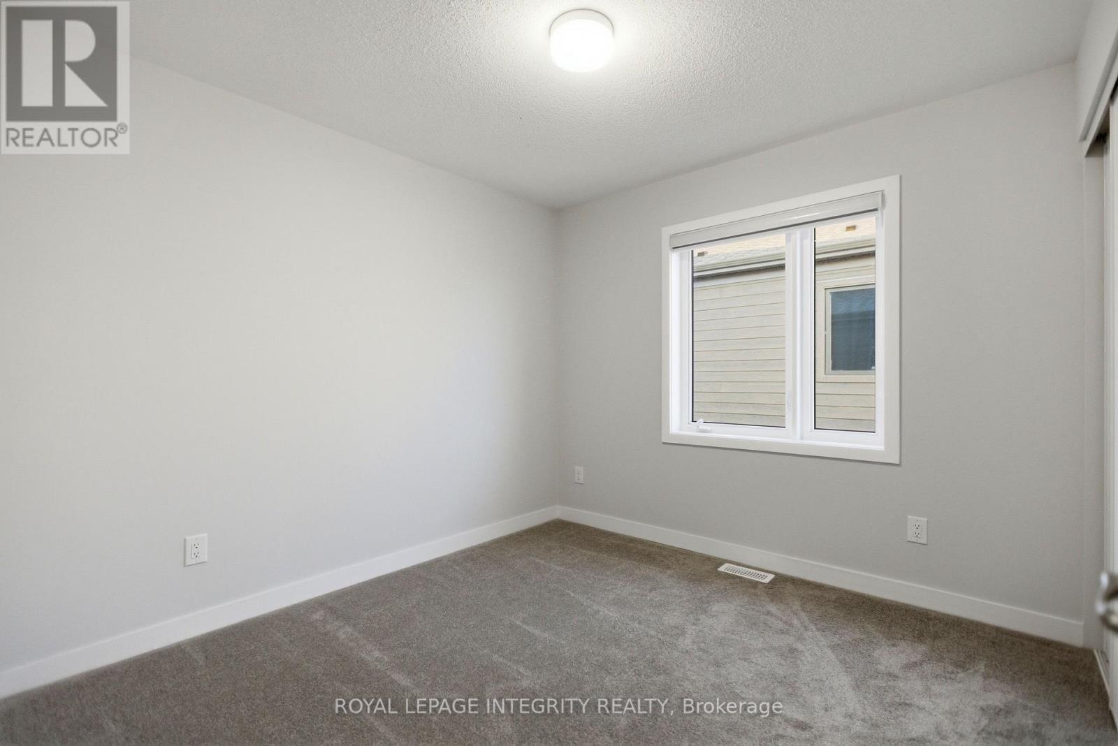 302 Parnian Private, Ottawa, ON
