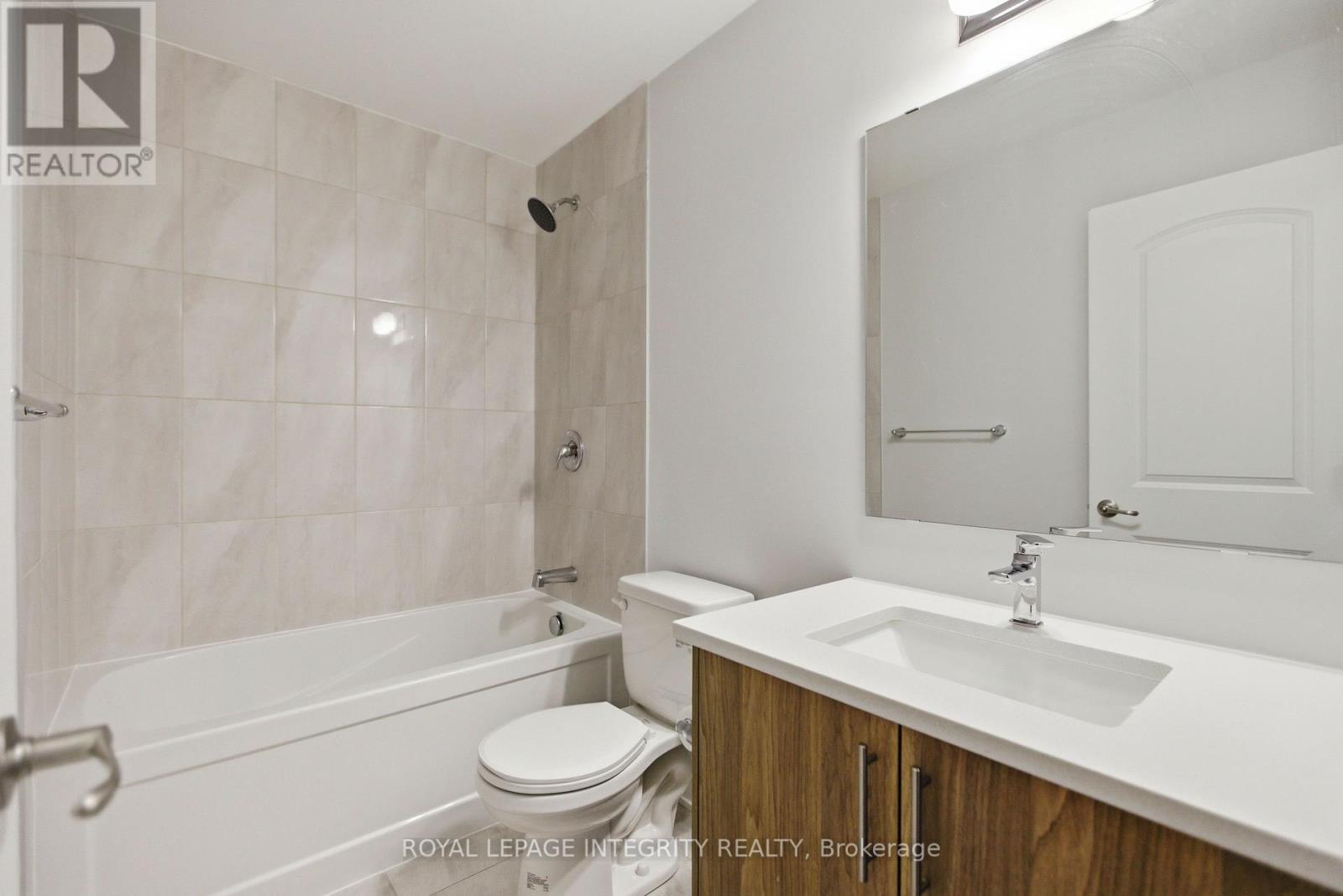 302 Parnian Private, Ottawa, ON
