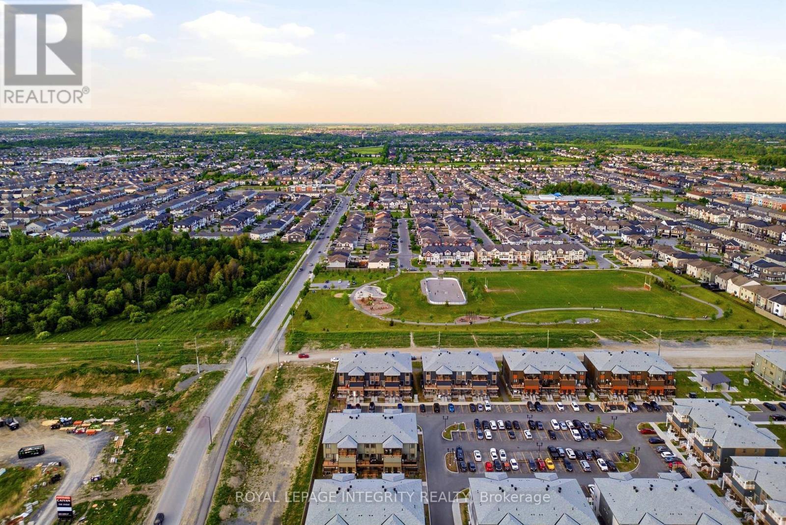 302 Parnian Private, Ottawa, ON