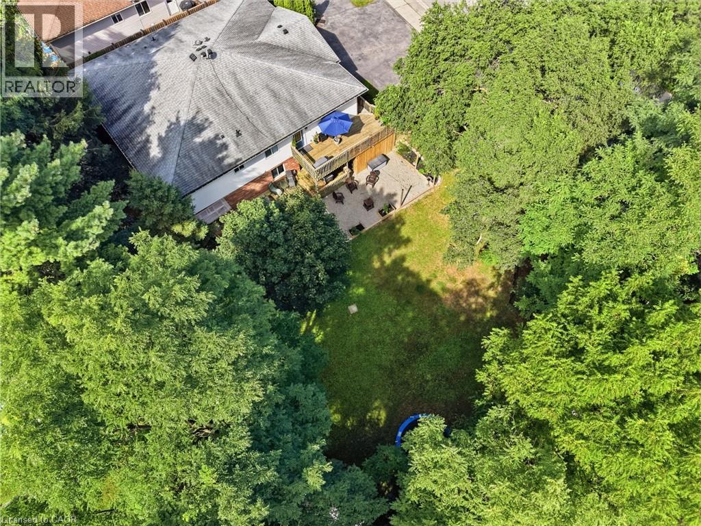 11 Dundas Street W, Paris, ON
