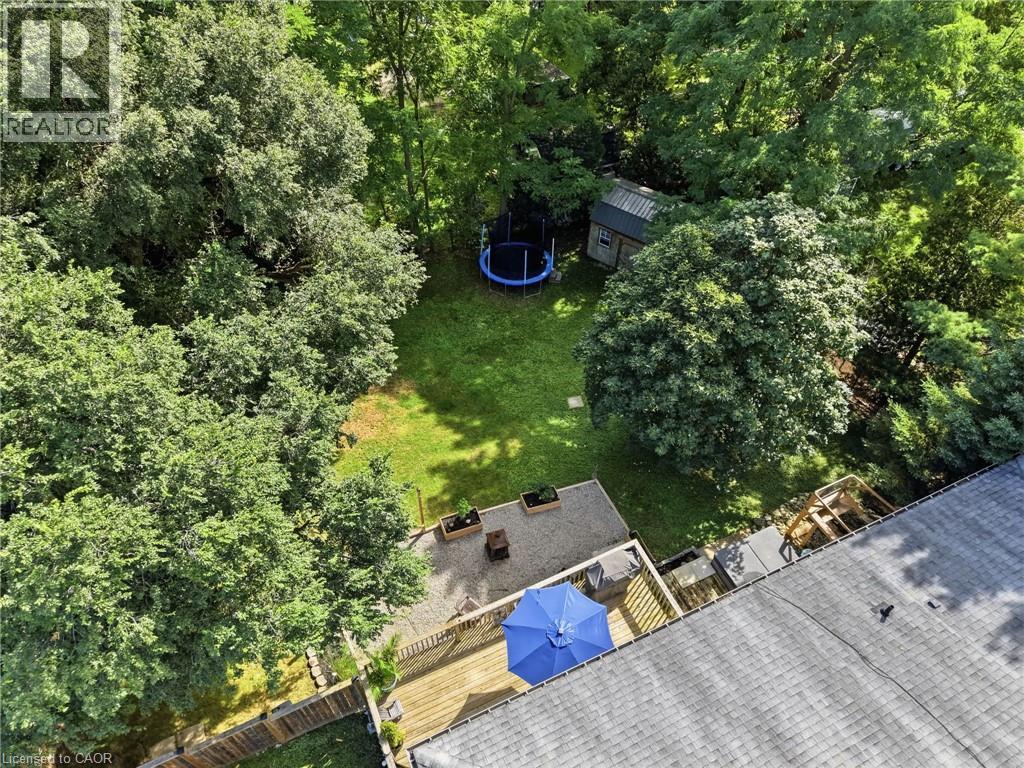 11 Dundas Street W, Paris, ON