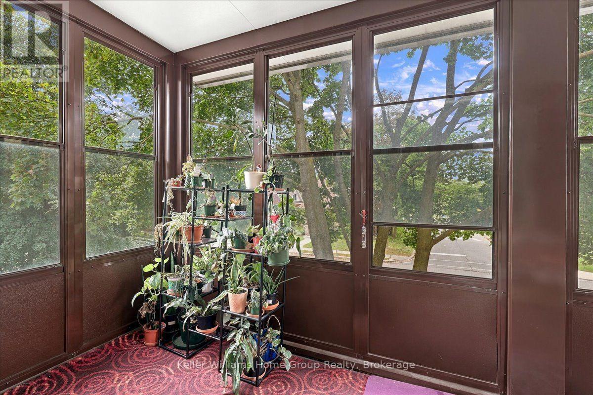 401 Laurel Street, Cambridge, ON