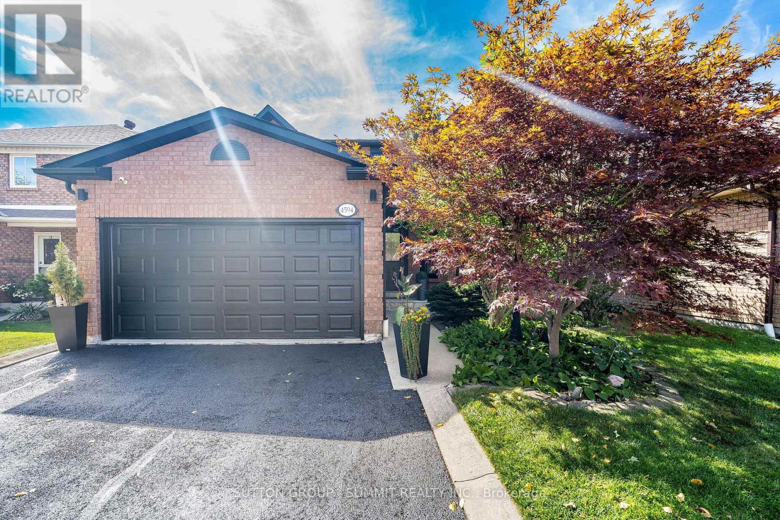 4594 Gatineau Avenue, Mississauga, ON