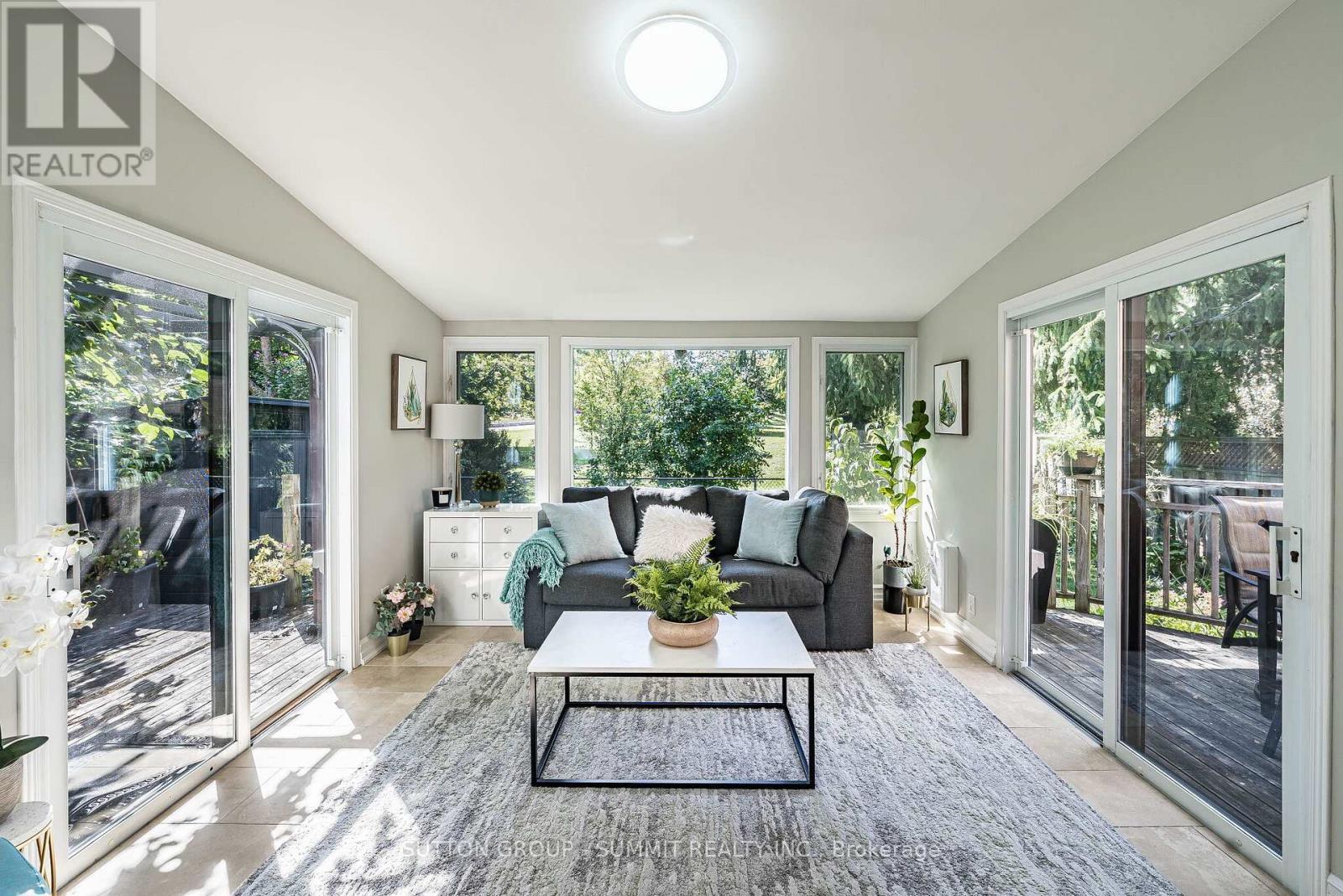 4594 Gatineau Avenue, Mississauga, ON