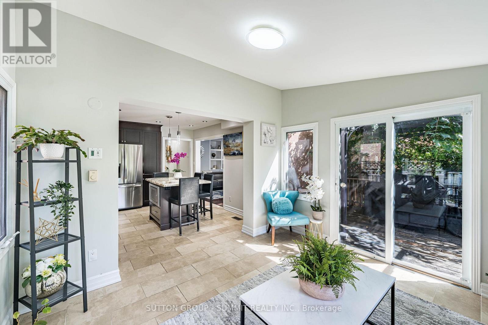 4594 Gatineau Avenue, Mississauga, ON
