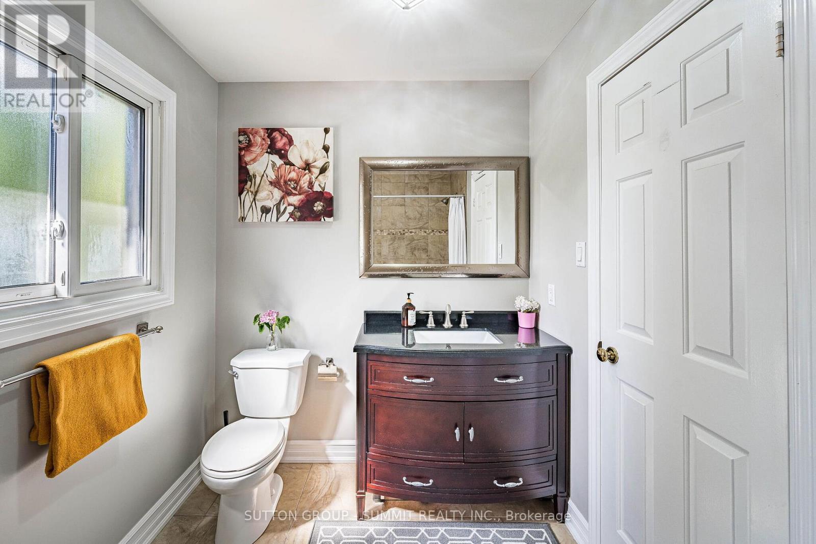 4594 Gatineau Avenue, Mississauga, ON
