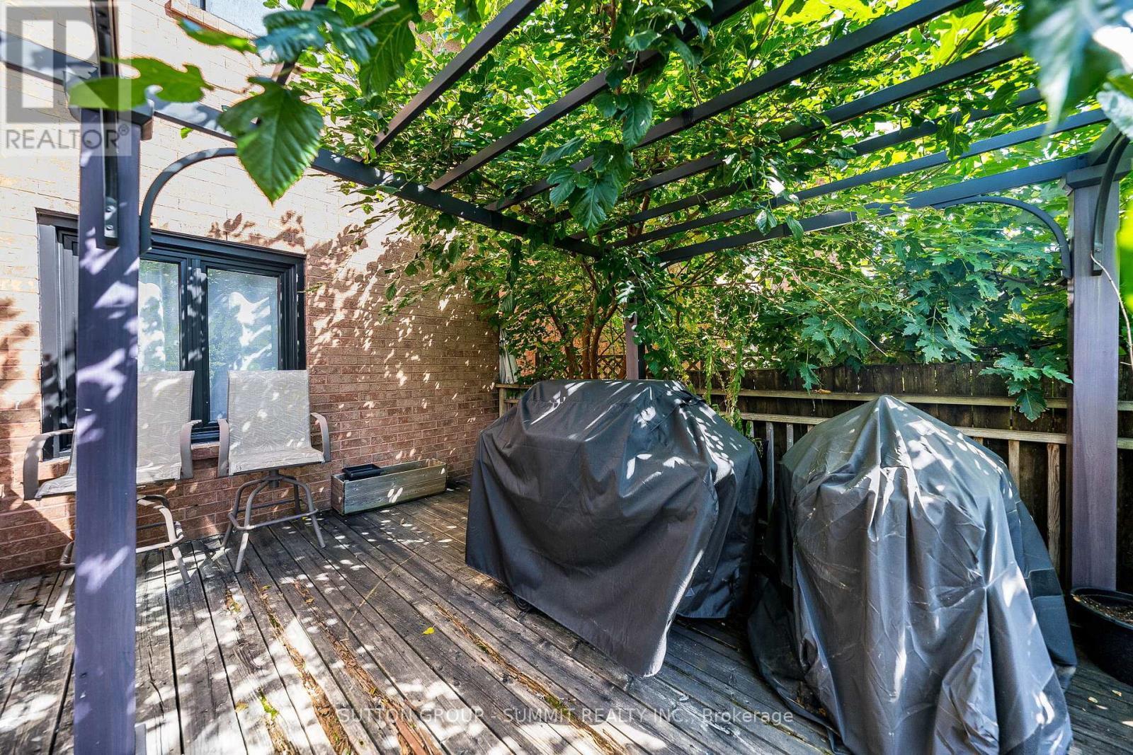 4594 Gatineau Avenue, Mississauga, ON