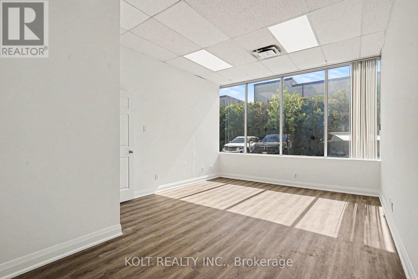 21 - 1040 Martin Grove Road, Toronto, ON