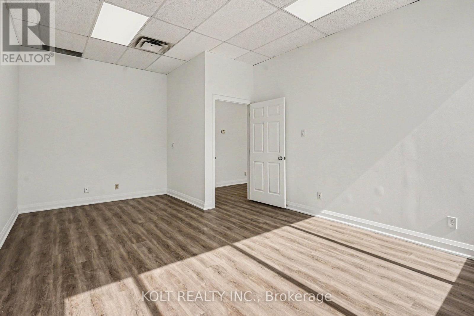 21 - 1040 Martin Grove Road, Toronto, ON