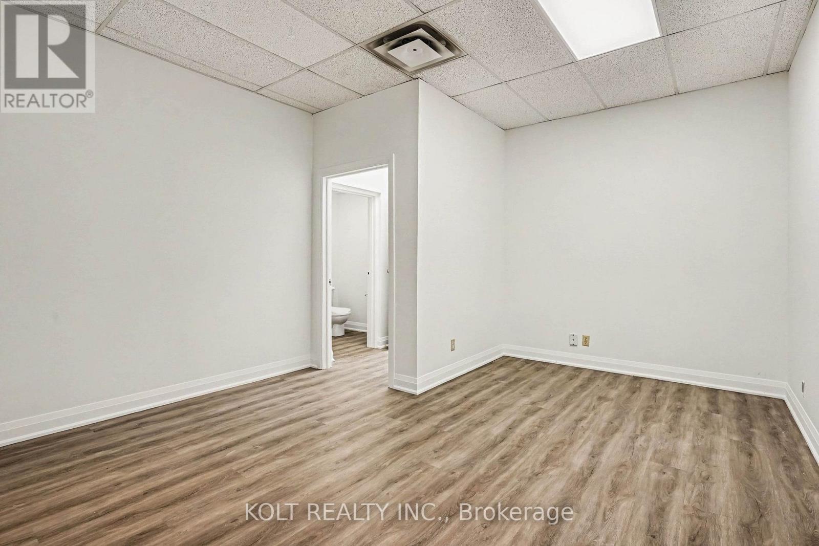 21 - 1040 Martin Grove Road, Toronto, ON