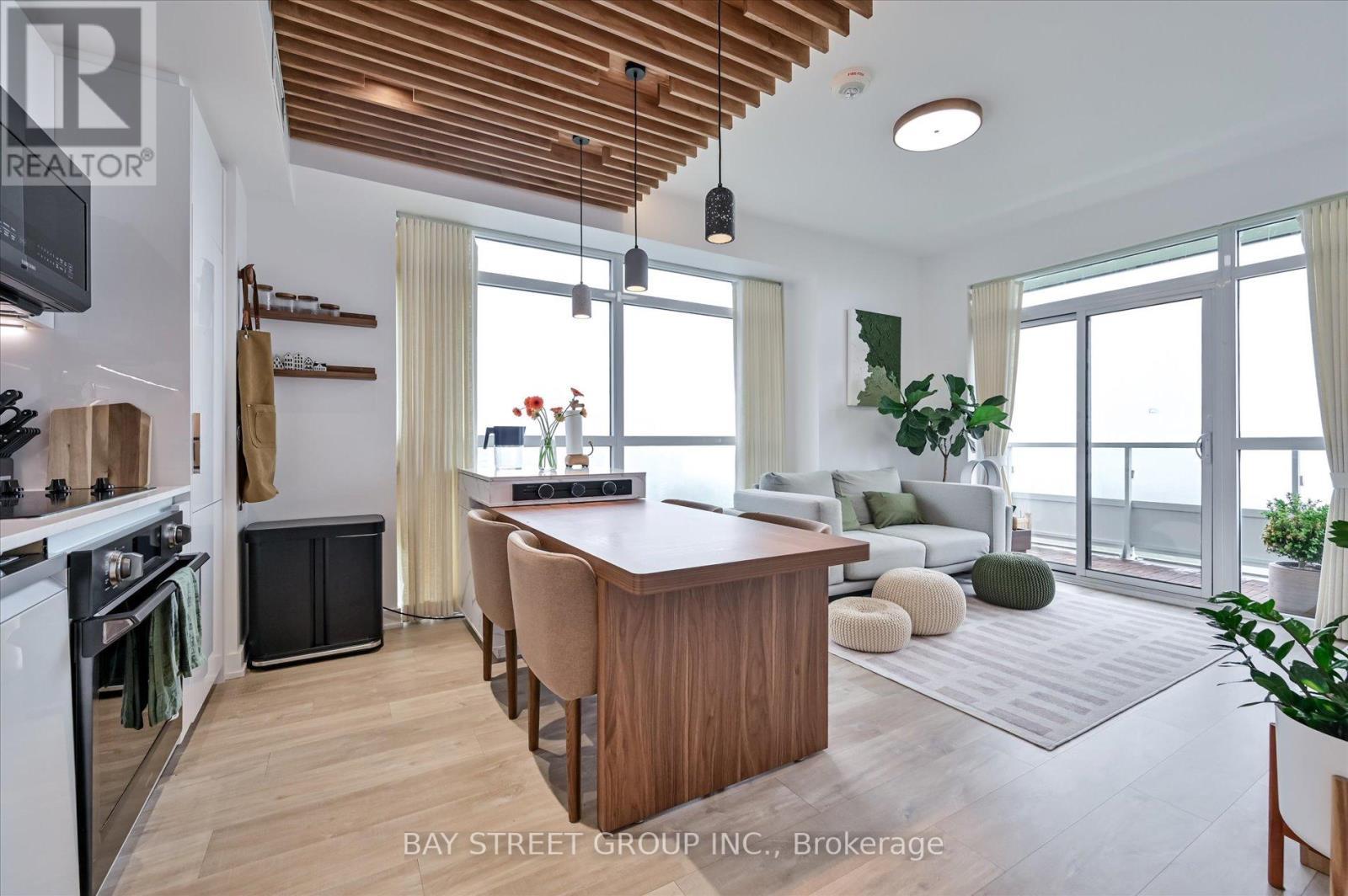 1604 - 251 Manitoba Street, Toronto, ON