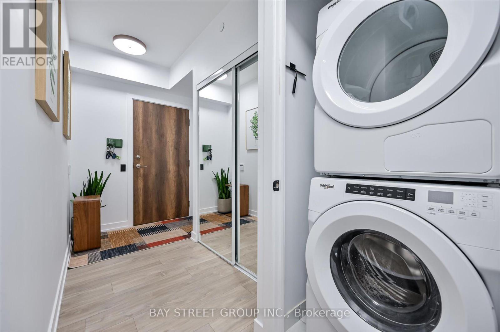 1604 - 251 Manitoba Street, Toronto, ON