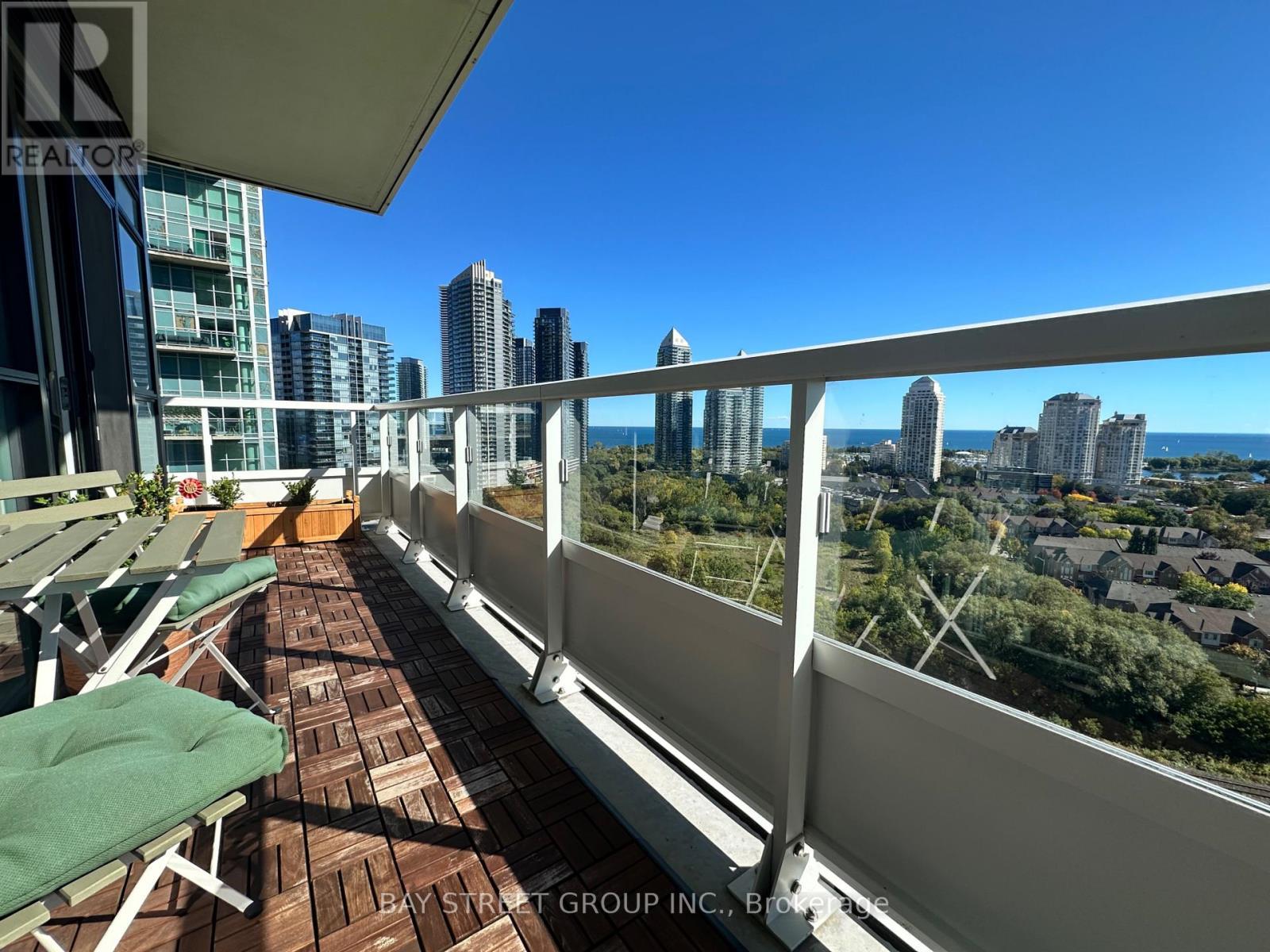 1604 - 251 Manitoba Street, Toronto, ON