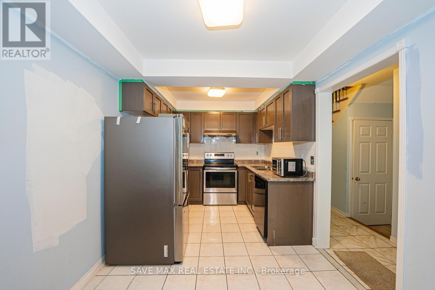 20 - 455 Apache Court, Mississauga, ON