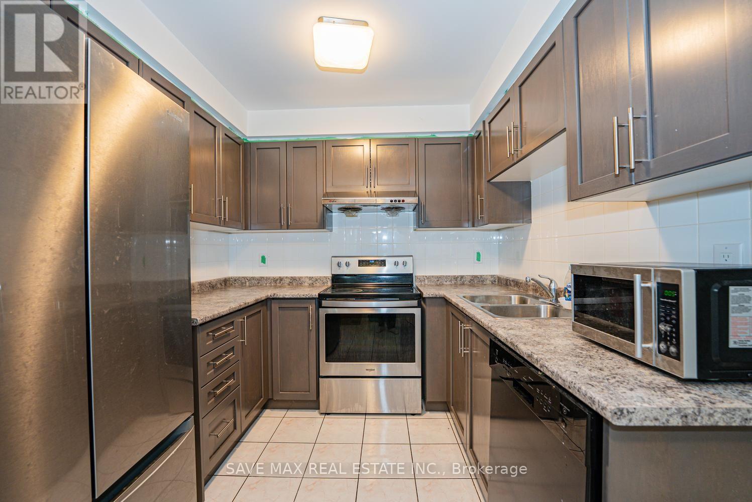 20 - 455 Apache Court, Mississauga, ON