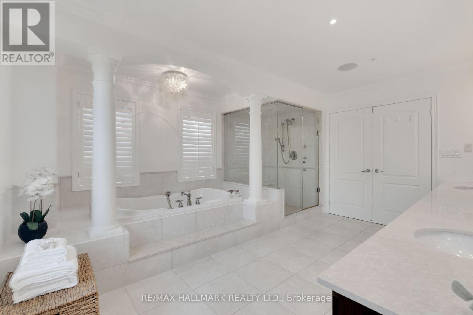 3458 Skipton Lane, Oakville, ON