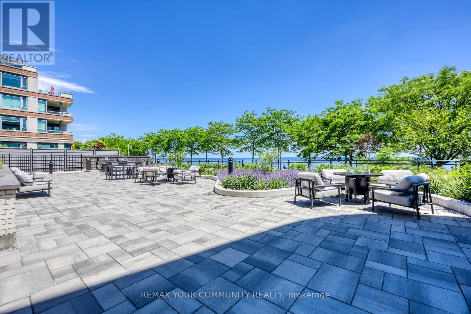 702 - 55 Port Street E, Mississauga, ON