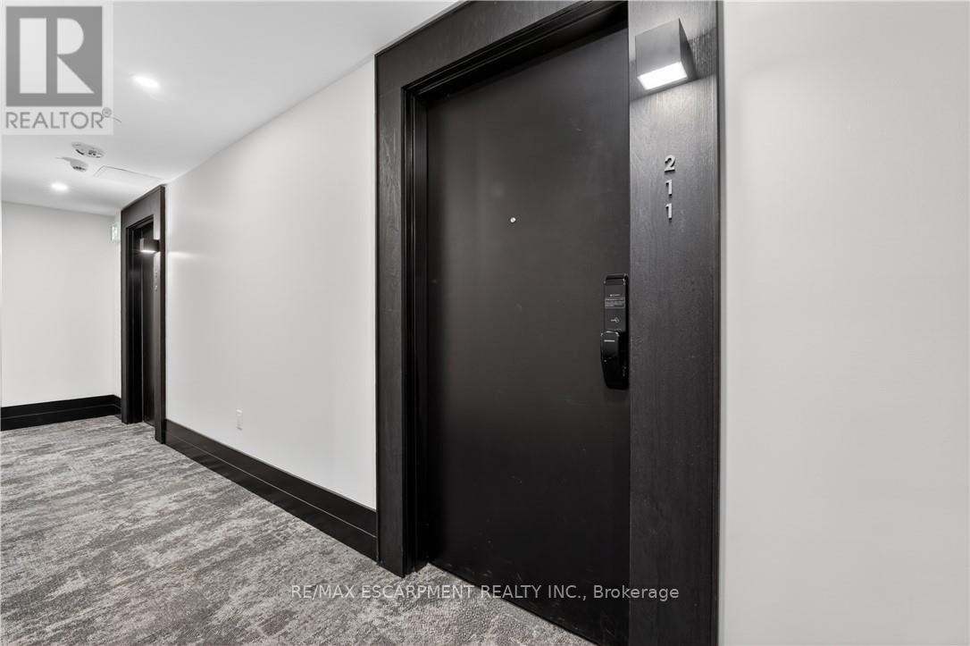 211 - 461 Green Road, Hamilton, ON