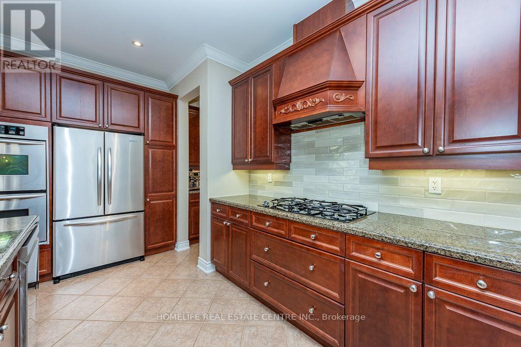 26 Imperial Lakes Drive, Brampton, ON