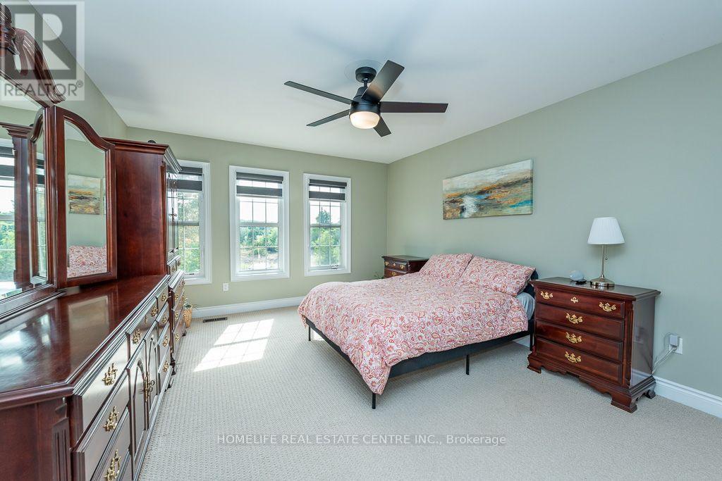 26 Imperial Lakes Drive, Brampton, ON