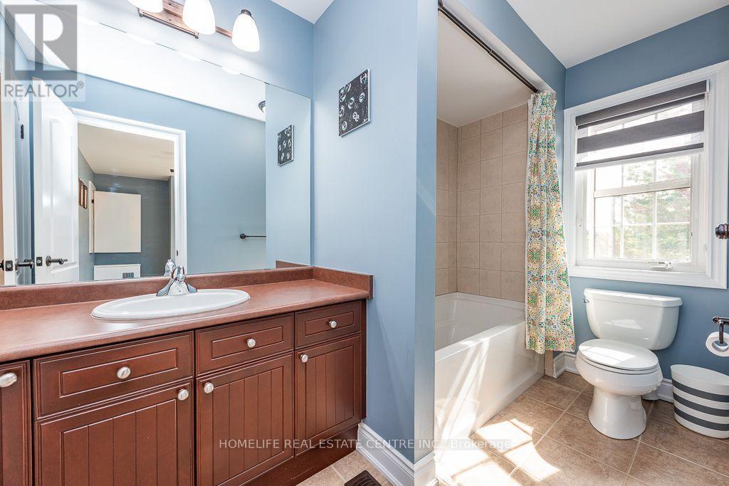26 Imperial Lakes Drive, Brampton, ON