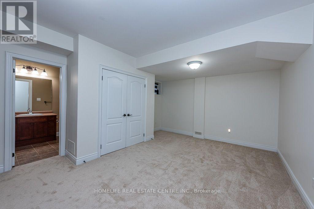 26 Imperial Lakes Drive, Brampton, ON