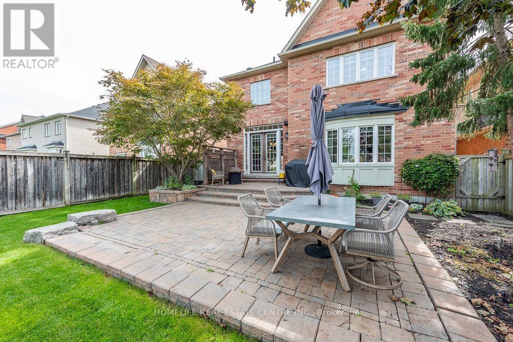 26 Imperial Lakes Drive, Brampton, ON