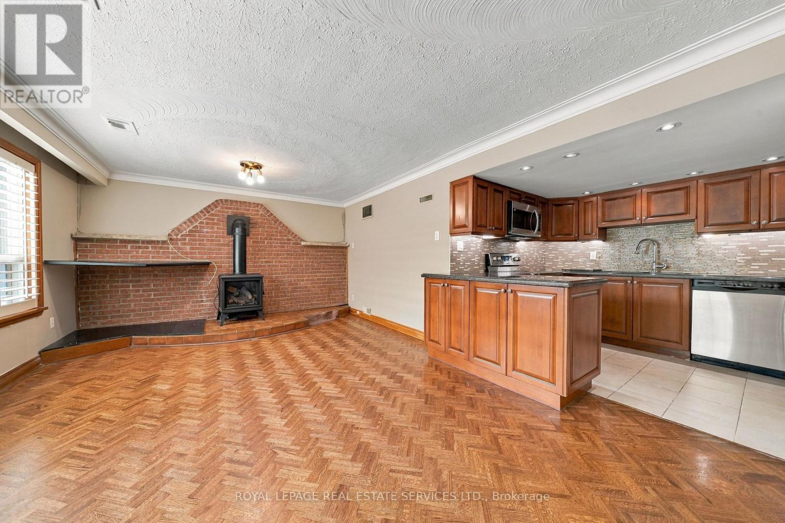 81 Letchworth Crescent, Toronto, ON