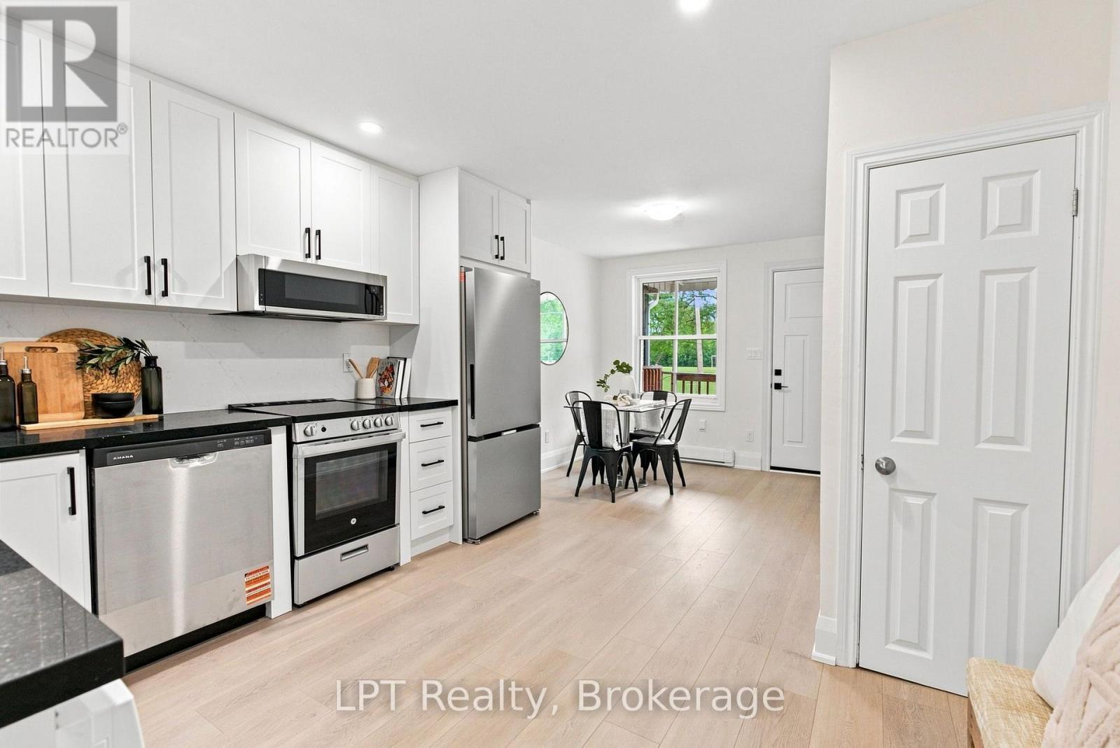 112 Olive Avenue, Oshawa (Central), ON