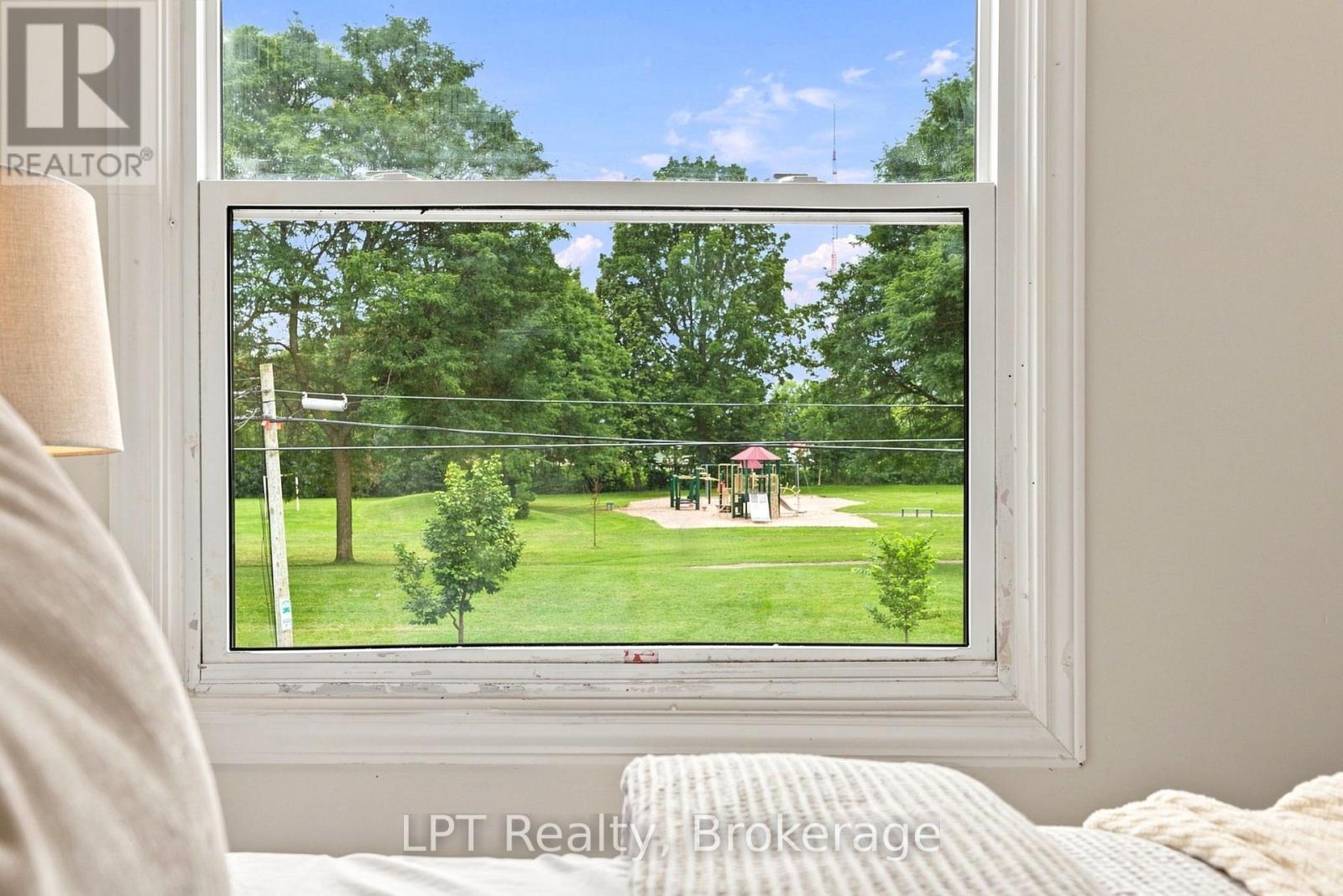 112 Olive Avenue, Oshawa (Central), ON