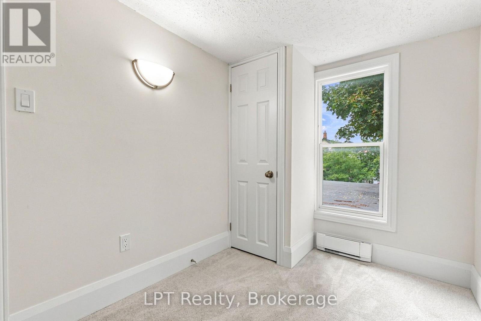 112 Olive Avenue, Oshawa (Central), ON