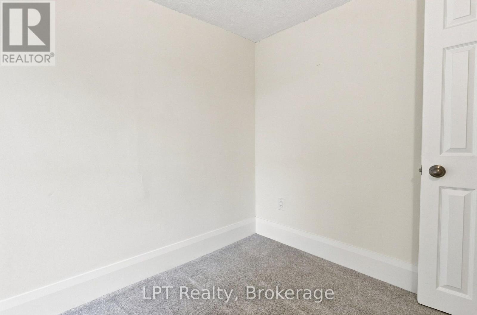 112 Olive Avenue, Oshawa (Central), ON